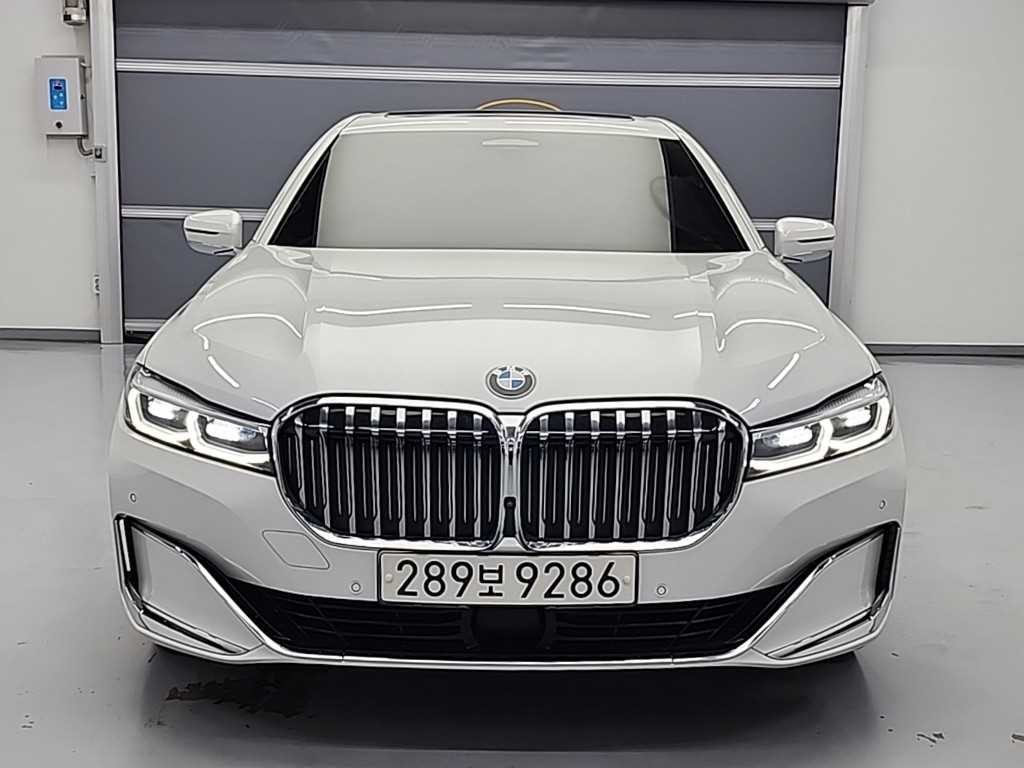 BMW 7시리즈 7시리즈 (G11) 730d xDrive M 스포츠 이미지 2