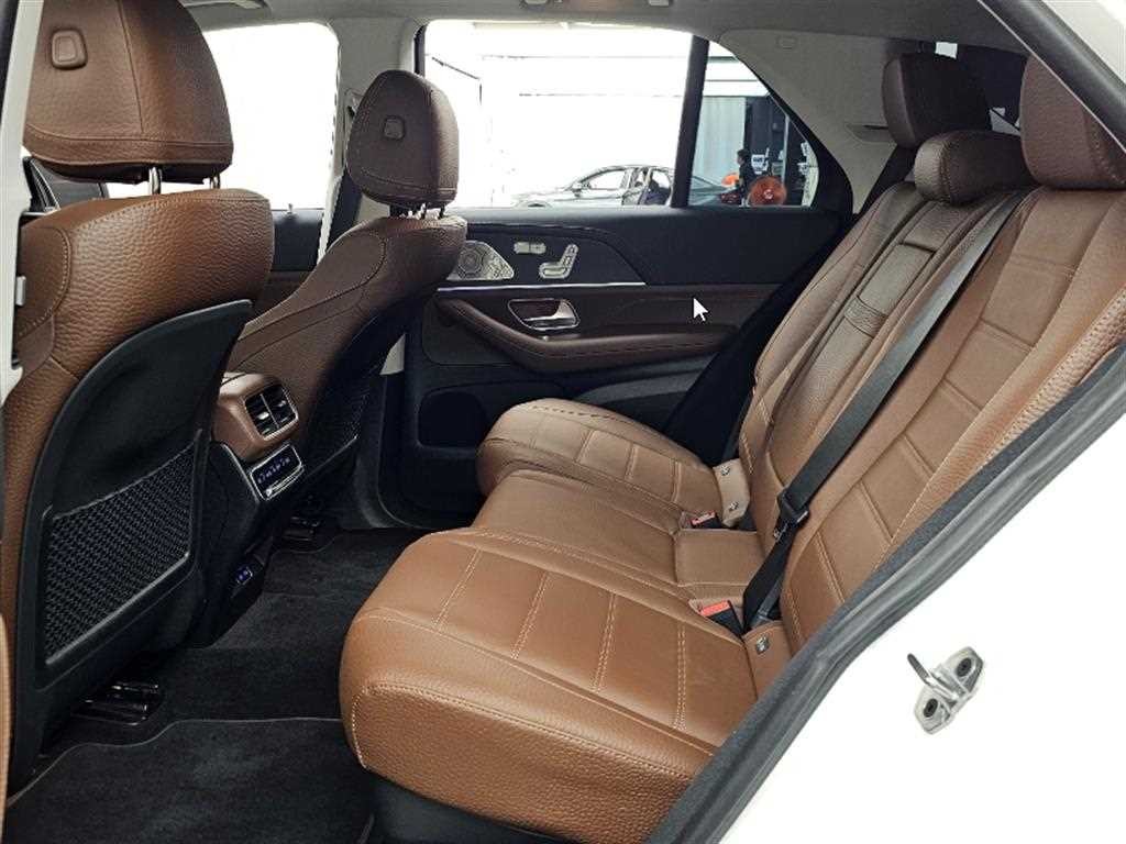 벤츠 GLE 클래스 GLE 클래스 W167 GLE 450 4MATIC 이미지 12