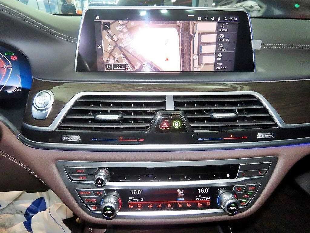 BMW 7시리즈 7시리즈 (G11) 740d xDrive 디자인 퓨어 엑설런스 이미지 11