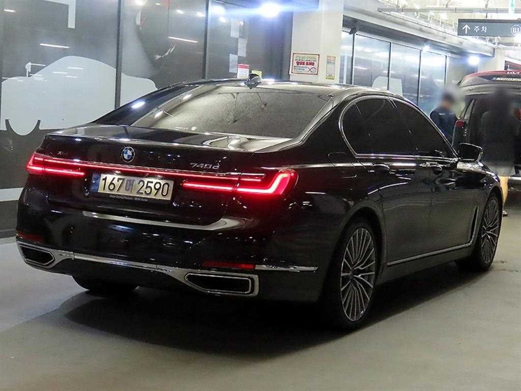 BMW 7시리즈 7시리즈 (G11) 740d xDrive 디자인 퓨어 엑설런스 이미지 4