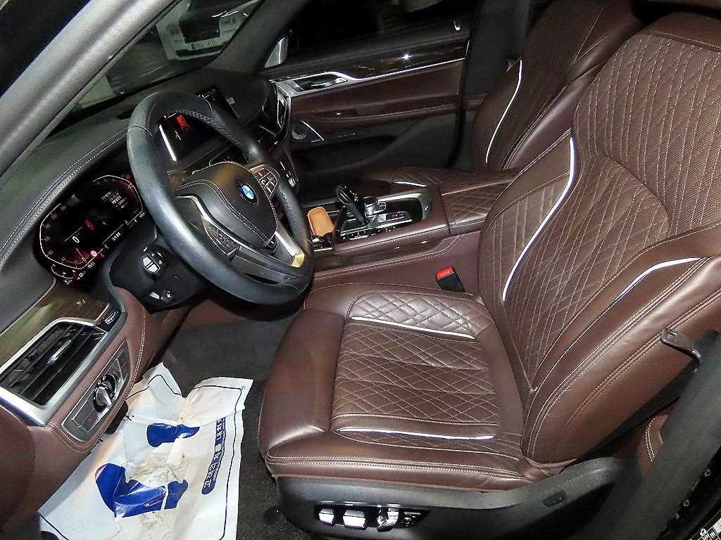 BMW 7시리즈 7시리즈 (G11) 740d xDrive 디자인 퓨어 엑설런스 이미지 6