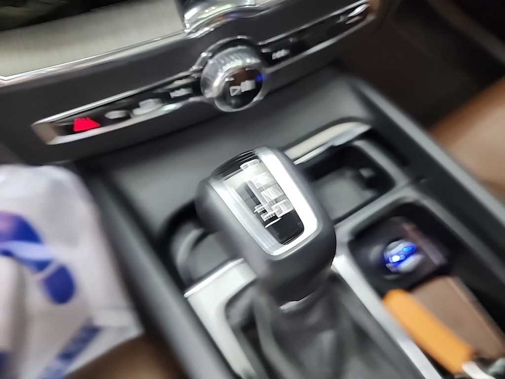 볼보 XC60 XC60(2세대) D5 AWD 인스크립션 이미지 8