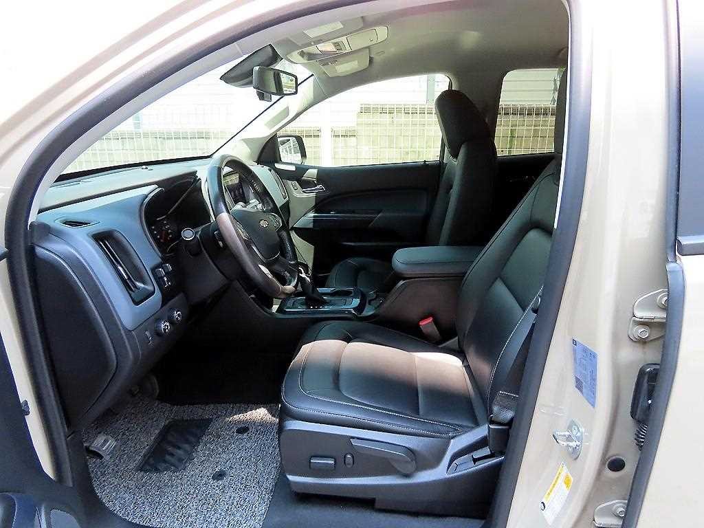 쉐보레 콜로라도 리얼 뉴 콜로라도 3.6 Z71-X 4WD 이미지 5