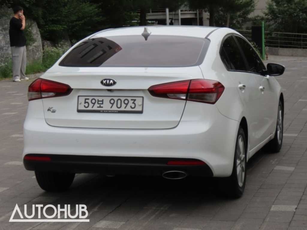 기아 K3 더뉴 K3 1.6 GDI 트렌디 스타일 이미지 3