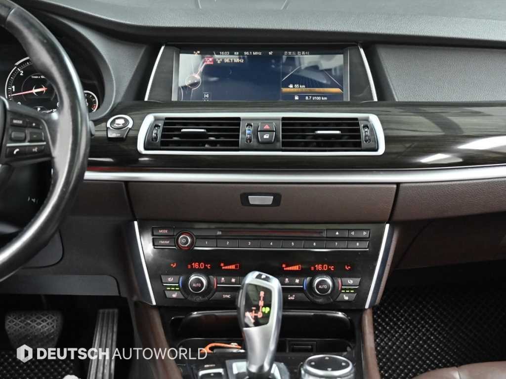BMW 그란투리스모 5시리즈 GT (F07) GT 30d xDRIVE 이미지 14