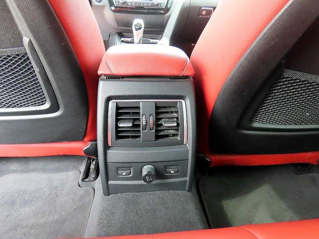 BMW 3시리즈 3시리즈 (F30) 330i M 스포츠 이미지 17