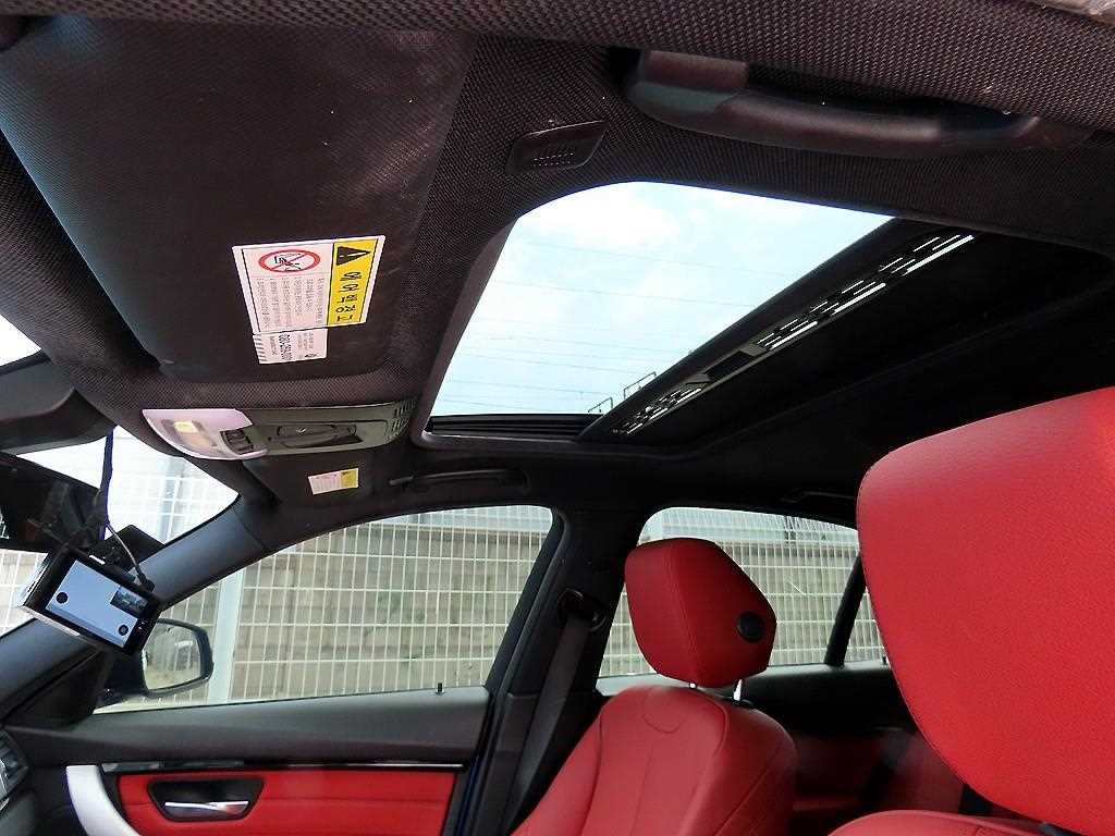 BMW 3시리즈 3시리즈 (F30) 330i M 스포츠 이미지 18