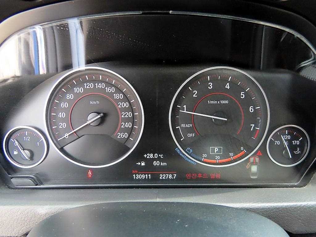 BMW 3시리즈 3시리즈 (F30) 330i M 스포츠 이미지 9