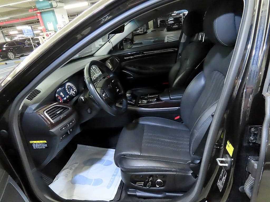 제네시스 EQ900 3.8 GDI AWD 프리미엄 럭셔리 이미지 6