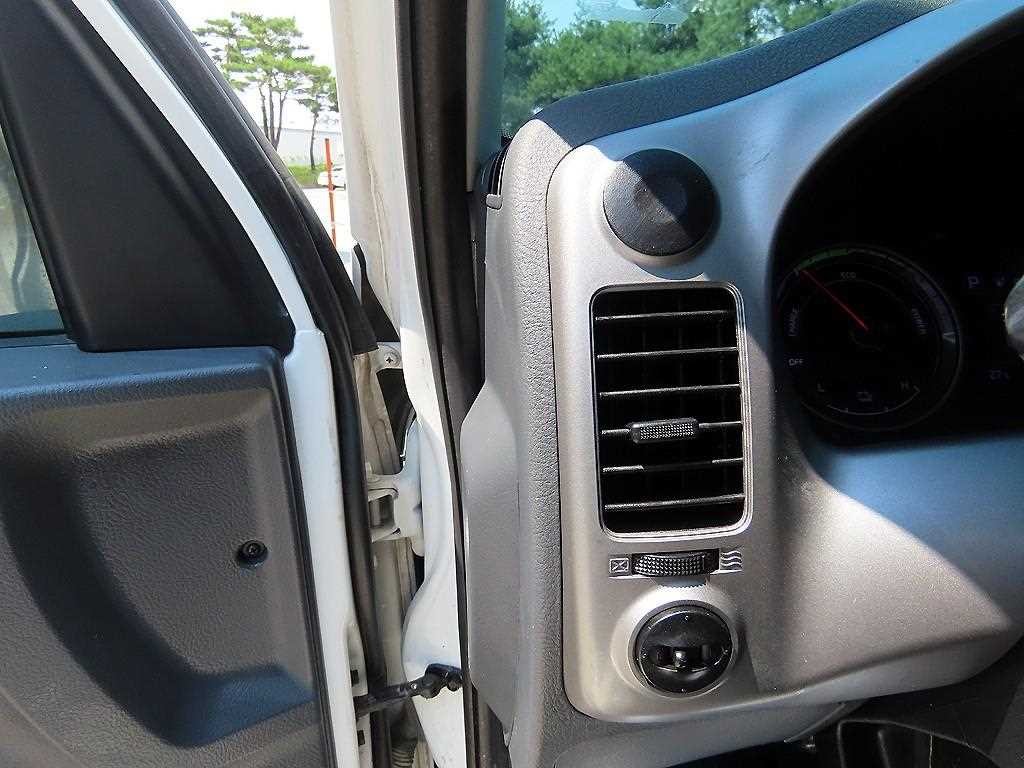 소형화물 카고(소형) [카고]봉고3 (EV) 1.0톤/킹캡/초장축/2WD GLS 이미지 12