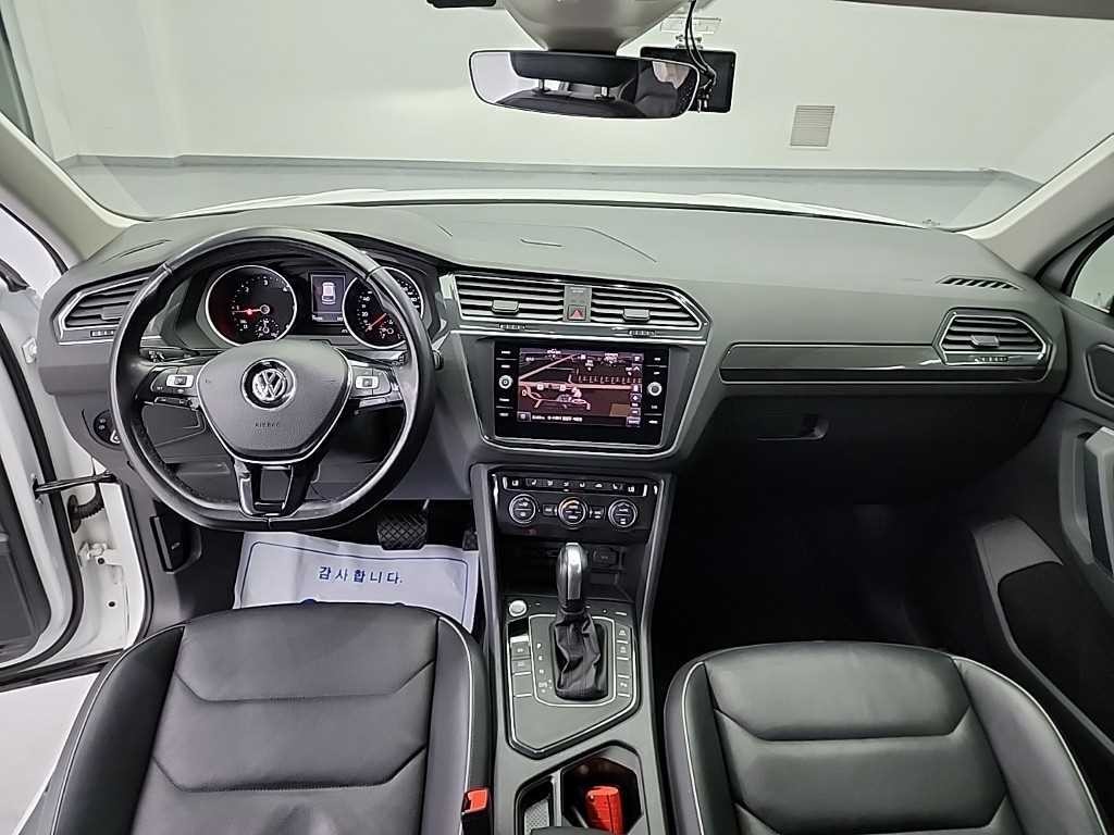 폭스바겐 티구안 티구안(2세대) 2.0 TDI 이미지 7