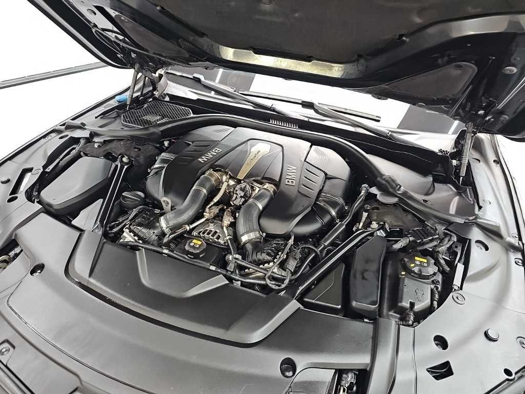 BMW 7시리즈 7시리즈 (G11) 750i xDrive 이미지 5
