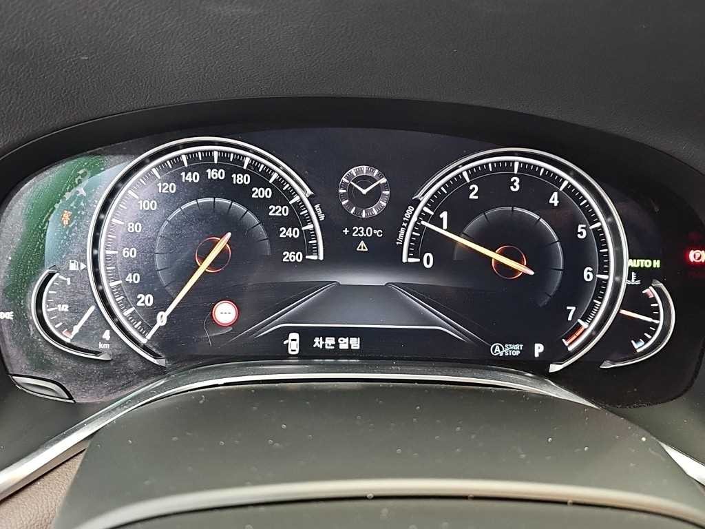 BMW 7시리즈 7시리즈 (G11) 750i xDrive 이미지 6