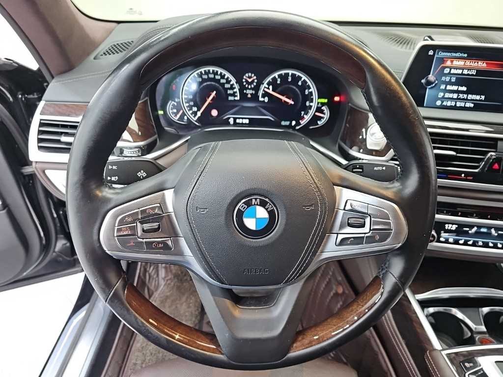 BMW 7시리즈 7시리즈 (G11) 750i xDrive 이미지 9