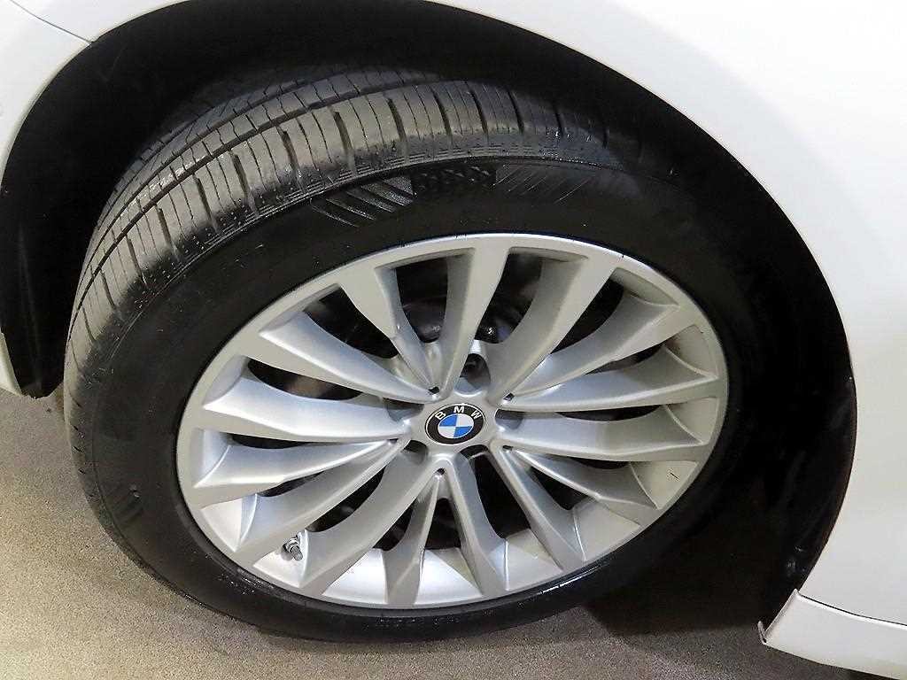 BMW 5시리즈 5시리즈 (G30) 520d 럭셔리 스페셜 에디션 이미지 20