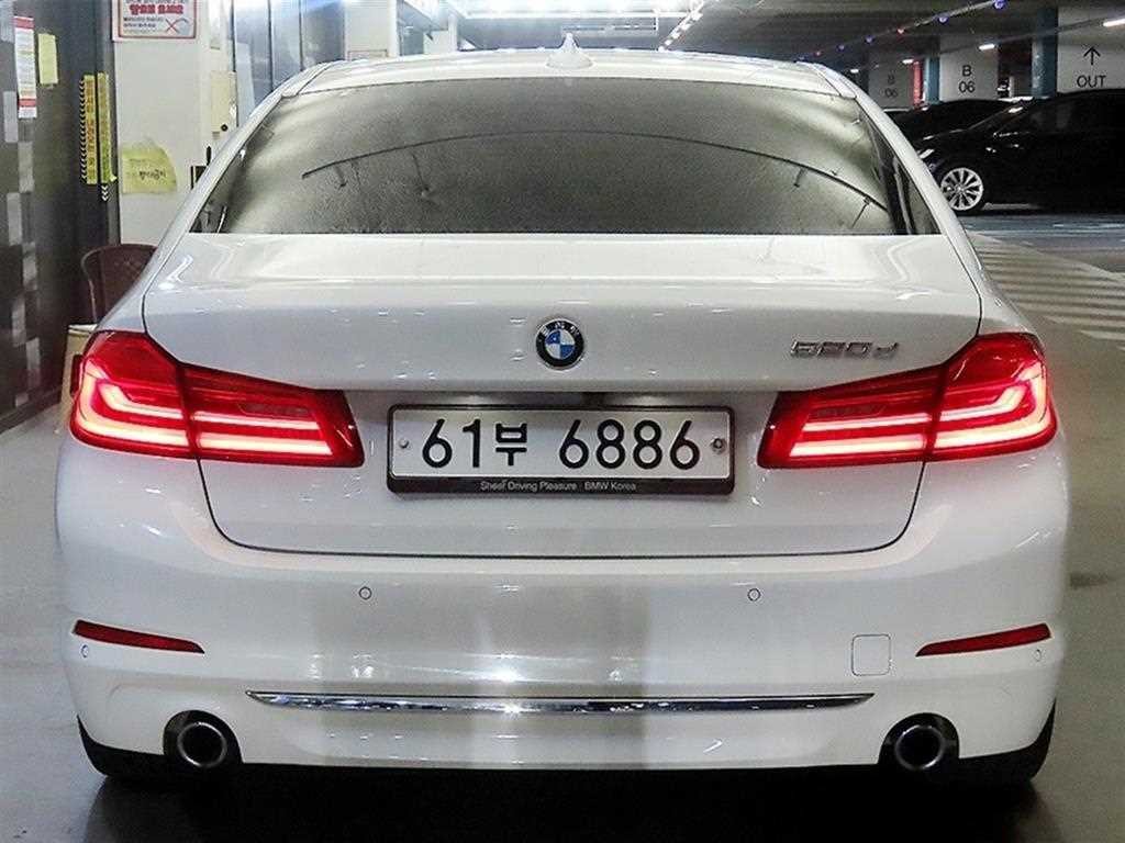 BMW 5시리즈 5시리즈 (G30) 520d 럭셔리 스페셜 에디션 이미지 5