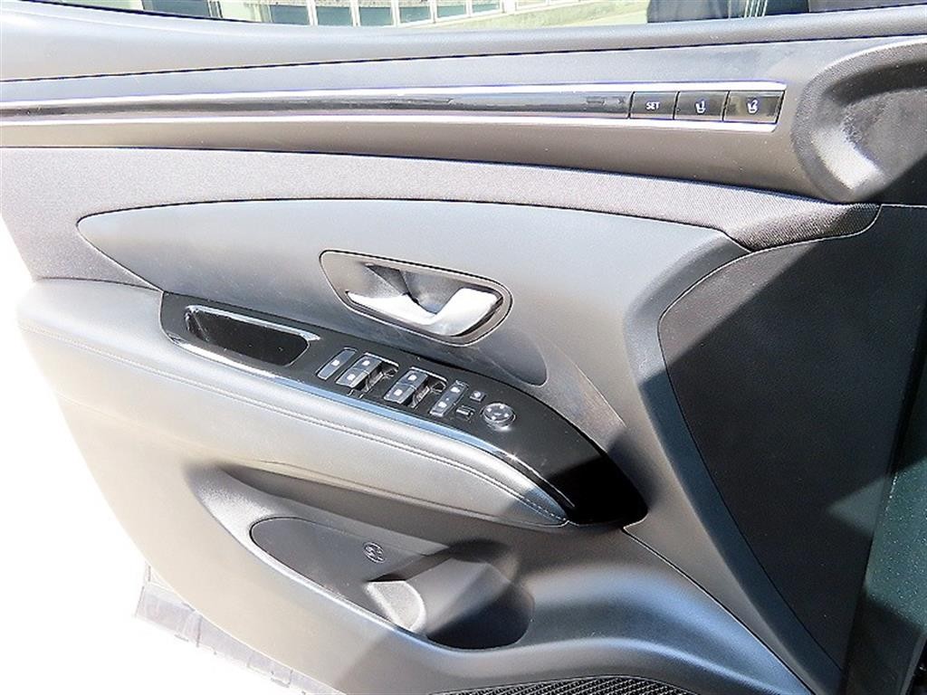 현대 투싼 투싼 (NX4) 가솔린 1.6 터보 4WD 인스퍼레이션 이미지 11