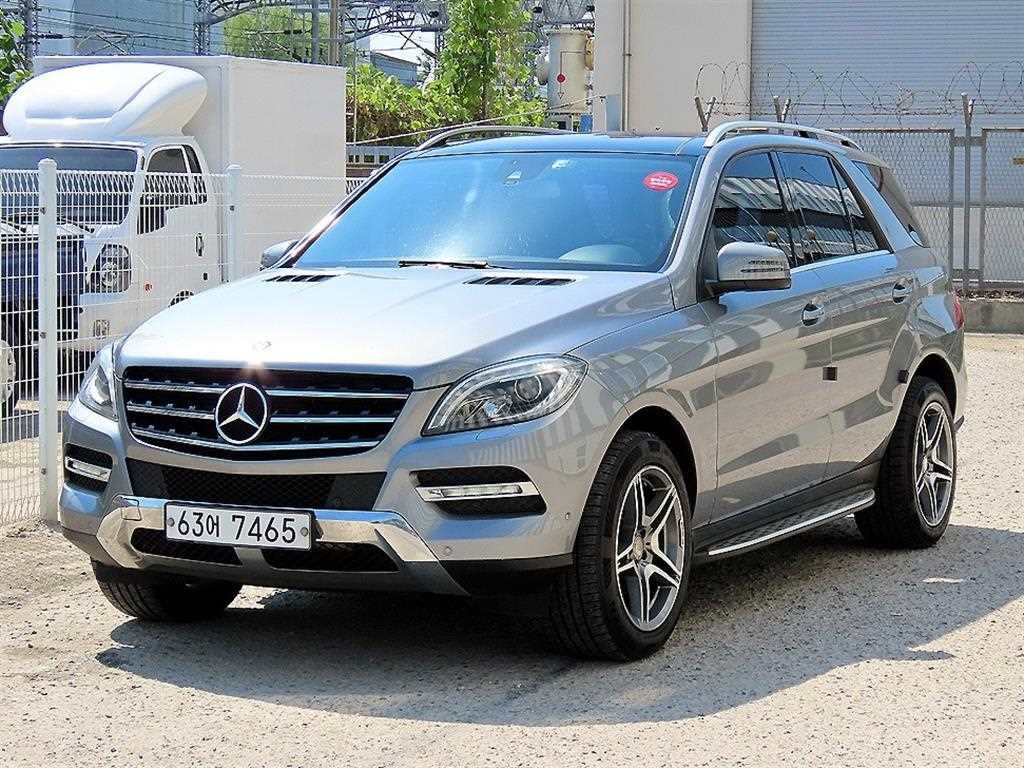 벤츠 M 클래스 뉴 M클래스 W166 ML250 블루텍 4매틱 이미지 2