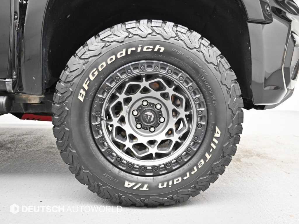 쉐보레 콜로라도 리얼 뉴 콜로라도 3.6 Z71-X 미드나잇 4WD 이미지 5