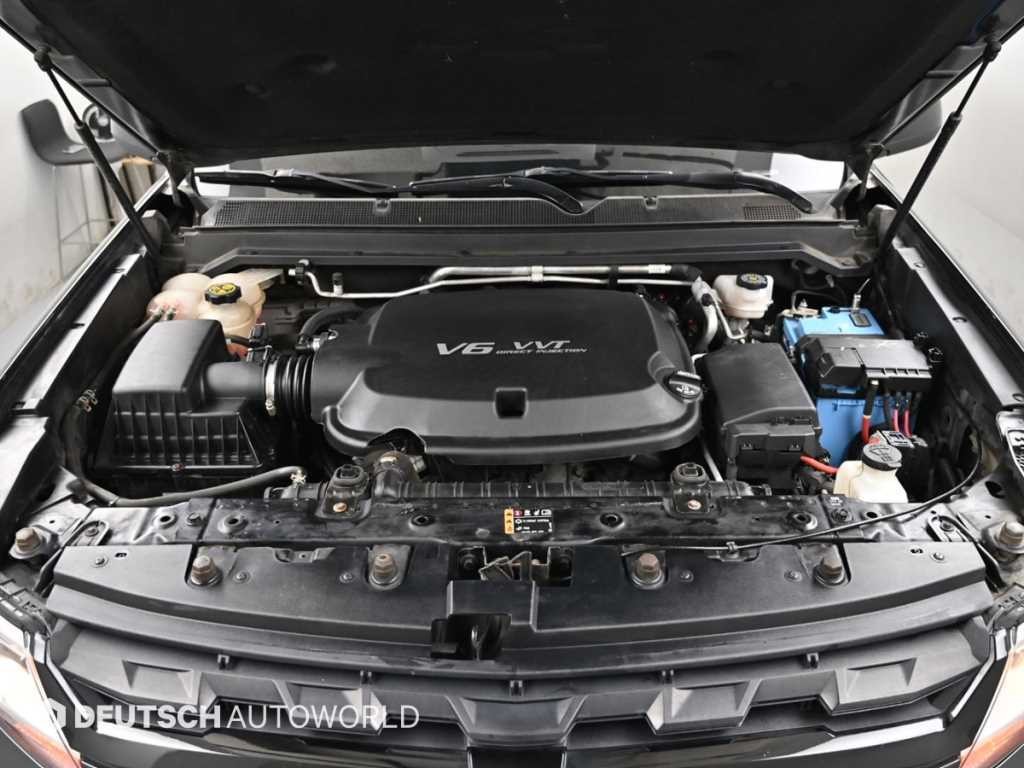 쉐보레 콜로라도 리얼 뉴 콜로라도 3.6 Z71-X 미드나잇 4WD 이미지 6