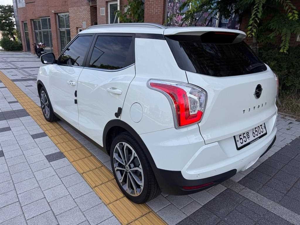 KG모빌리티(쌍용) 티볼리 티볼리 아머 2WD 가솔린 LX 이미지 4