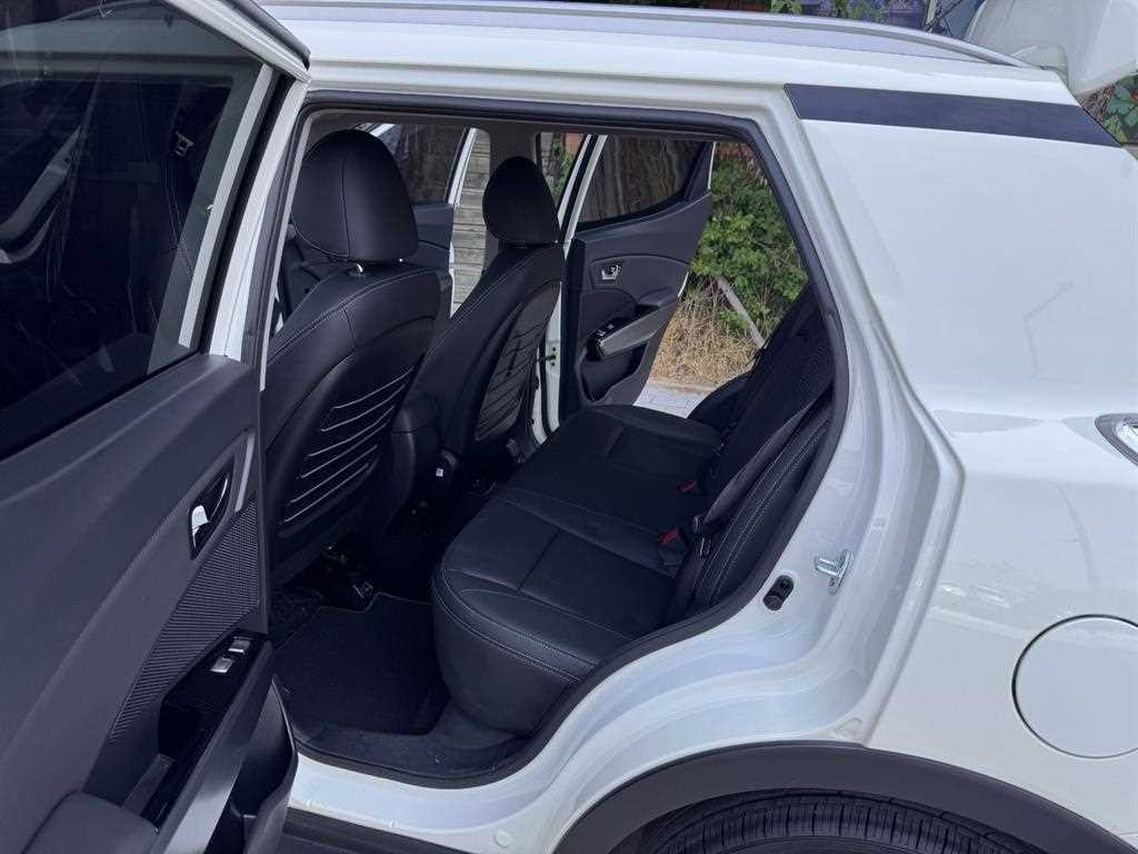 KG모빌리티(쌍용) 티볼리 티볼리 아머 2WD 가솔린 LX 이미지 9