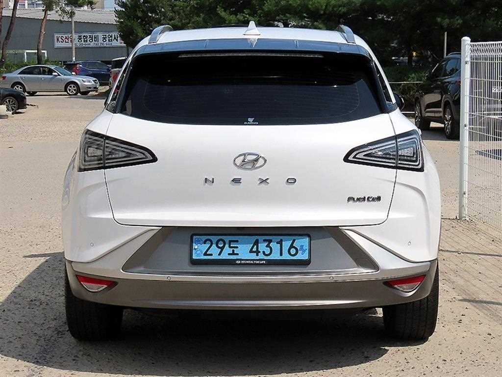 현대 넥쏘 프리미엄 이미지 4