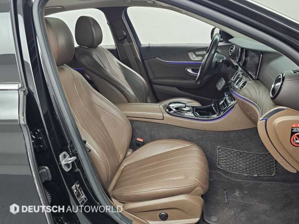 벤츠 E 클래스 E-클래스 W213 E220d 4MATIC 익스클루시브 이미지 10