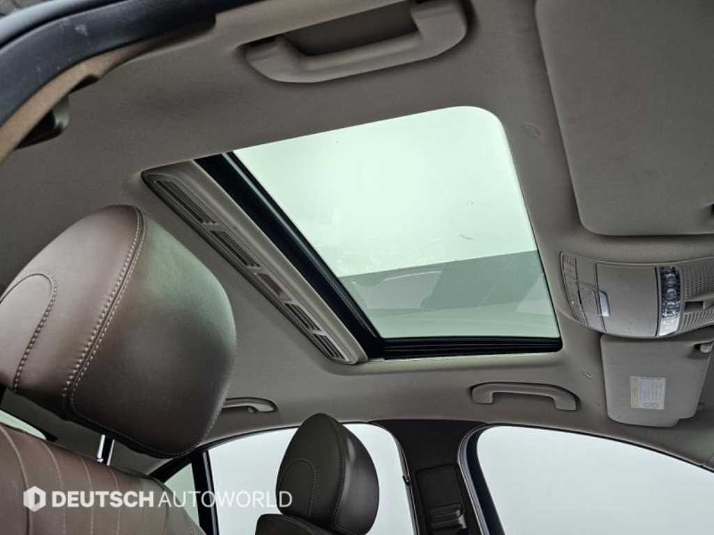 벤츠 E 클래스 E-클래스 W213 E220d 4MATIC 익스클루시브 이미지 18