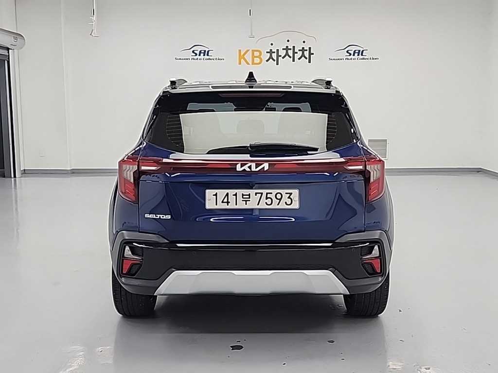기아 셀토스 더 뉴 셀토스 가솔린 2.0 2WD 시그니처 이미지 3