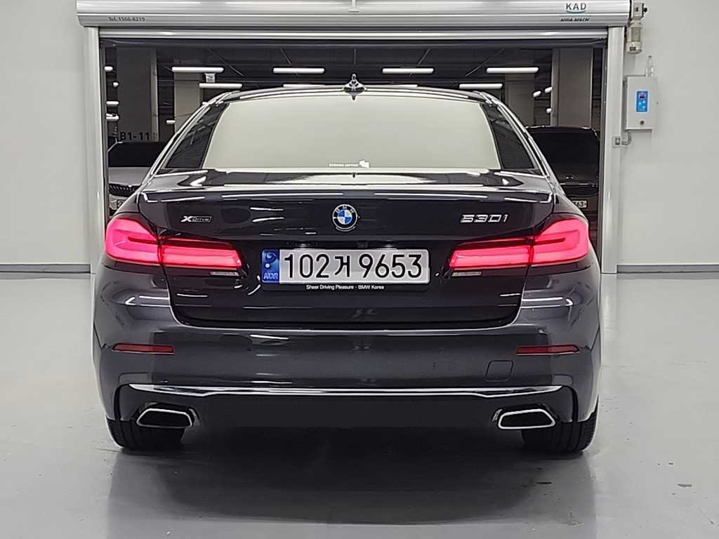 BMW 5시리즈 5시리즈 (G30) 530i xDrive 럭셔리 이미지 3