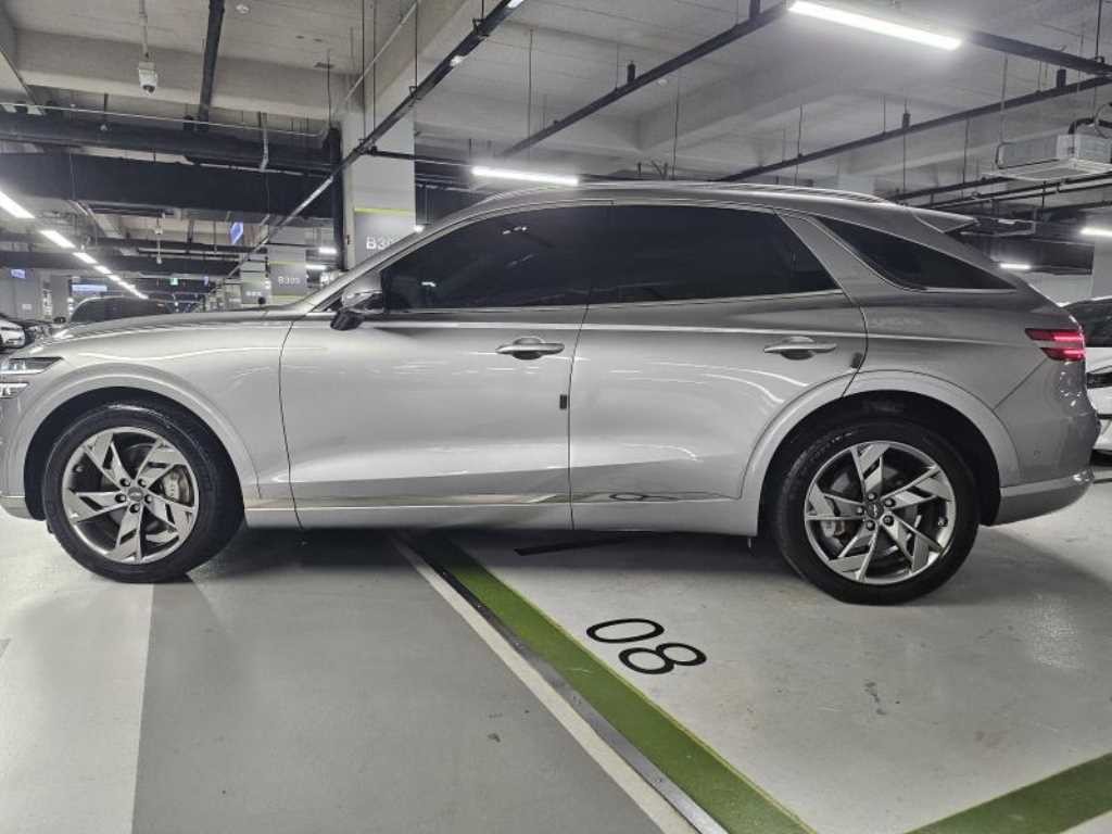 제네시스 GV70 일렉트리파이드 GV70 e-AWD 이미지 3