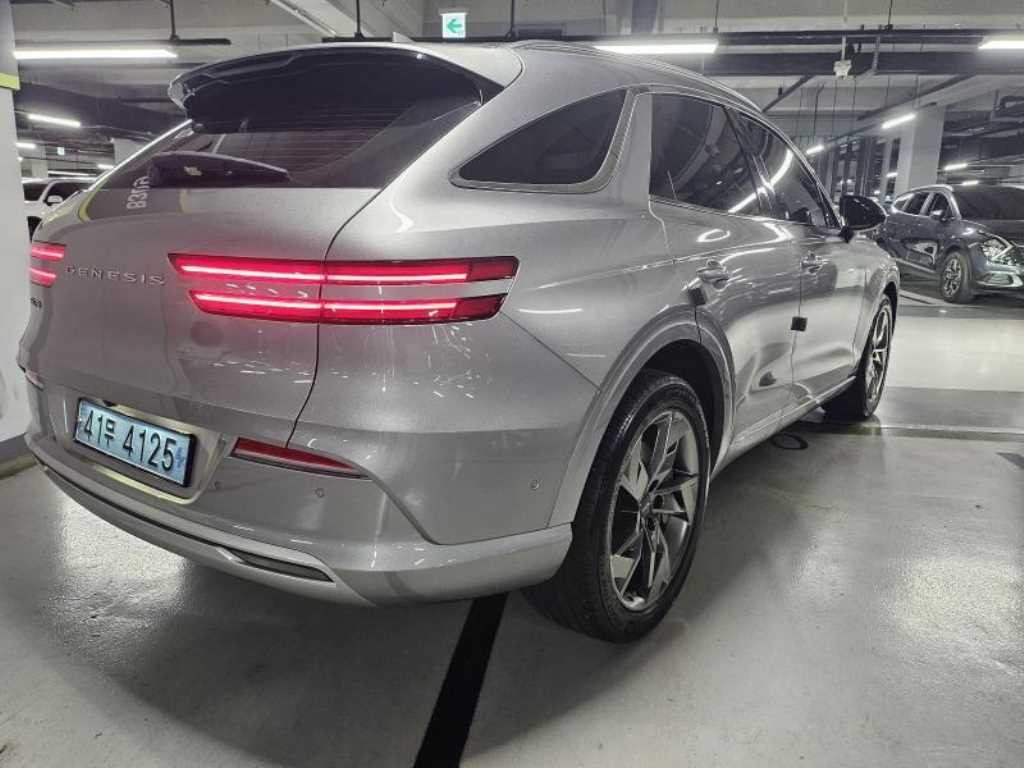 제네시스 GV70 일렉트리파이드 GV70 e-AWD 이미지 4