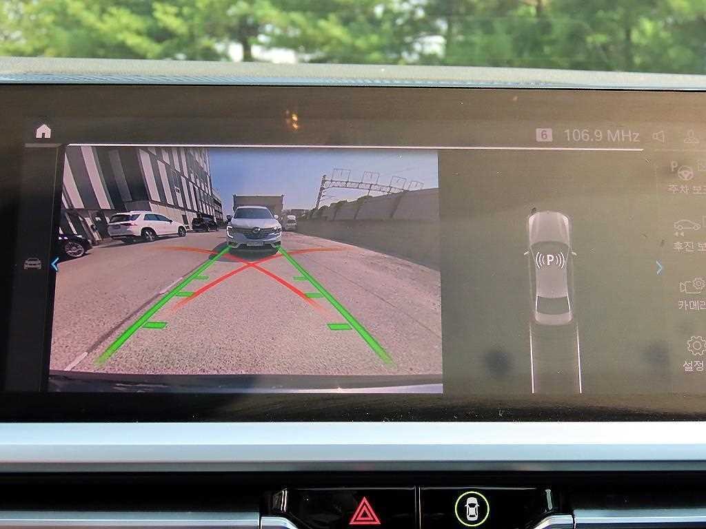 BMW 3시리즈 3시리즈 (G20) 320e M 스포츠 이미지 14