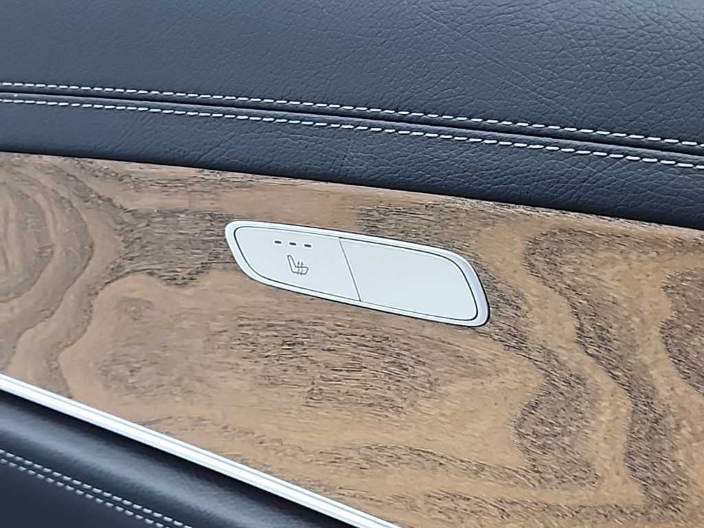 벤츠 E 클래스 E-클래스 W213 E300e 4MATIC 익스클루시브 이미지 14