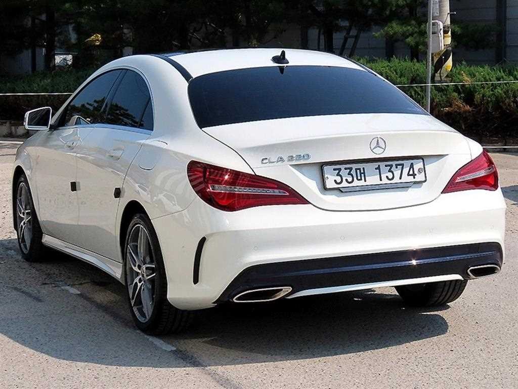 벤츠 CLA 클래스 CLA클래스 CLA 220 AMG LINE 이미지 3