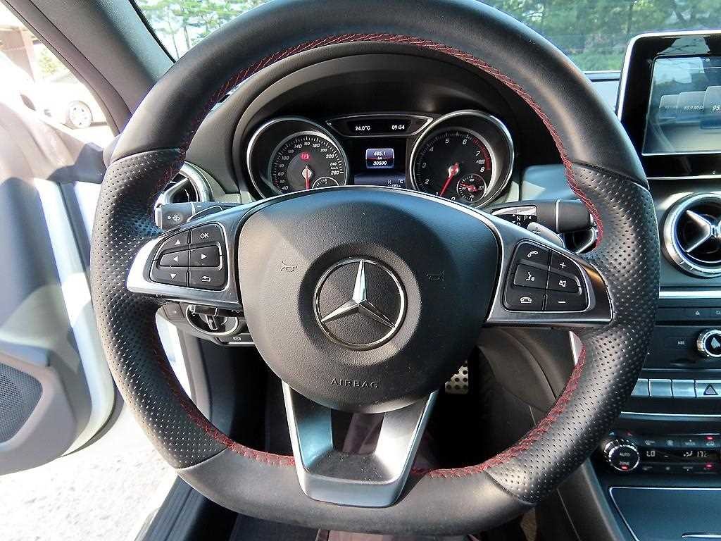 벤츠 CLA 클래스 CLA클래스 CLA 220 AMG LINE 이미지 8
