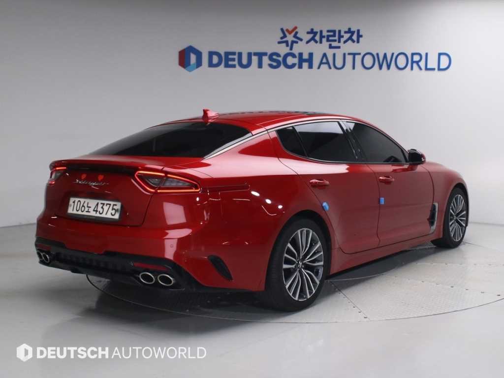 기아 스팅어 가솔린 2.0 터보 2WD 플래티넘 이미지 2