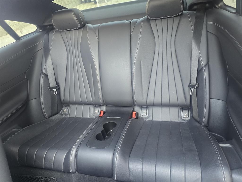 벤츠 E 클래스 E-클래스 W213 E220d 쿠페 이미지 7