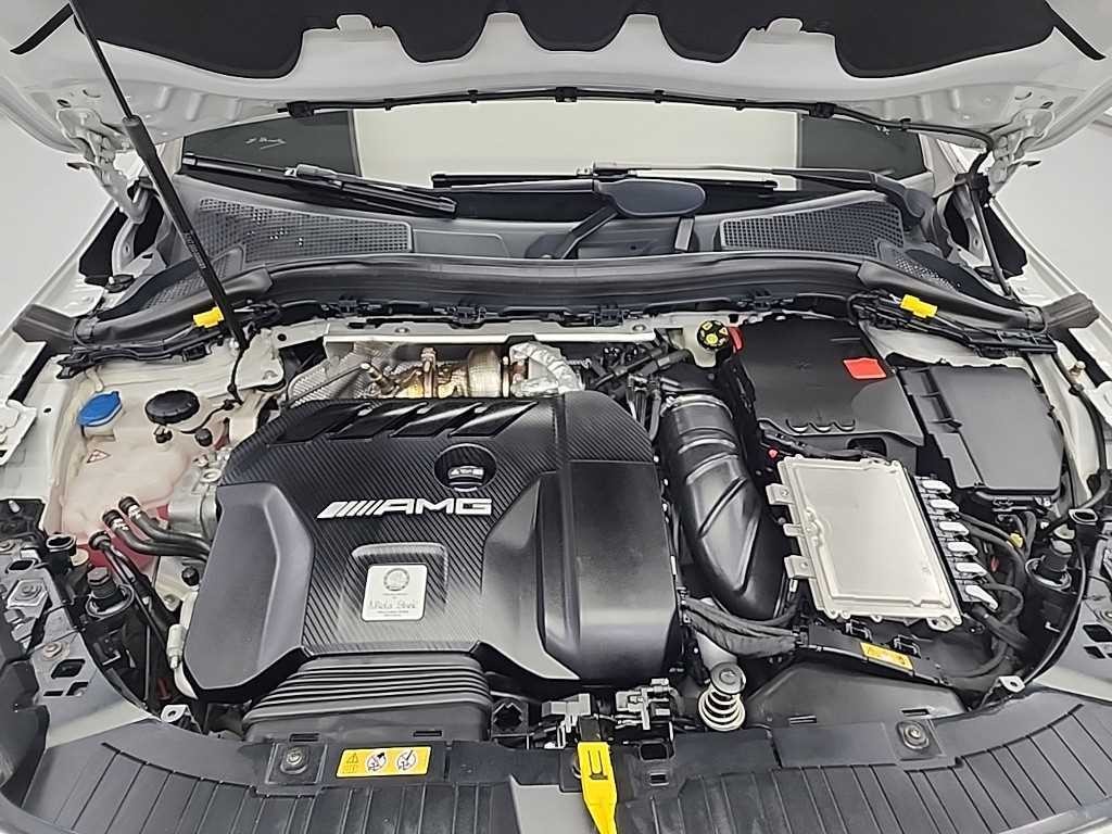 벤츠 GLA 클래스 GLA클래스 H247 GLA45 AMG 4MATIC + 이미지 6