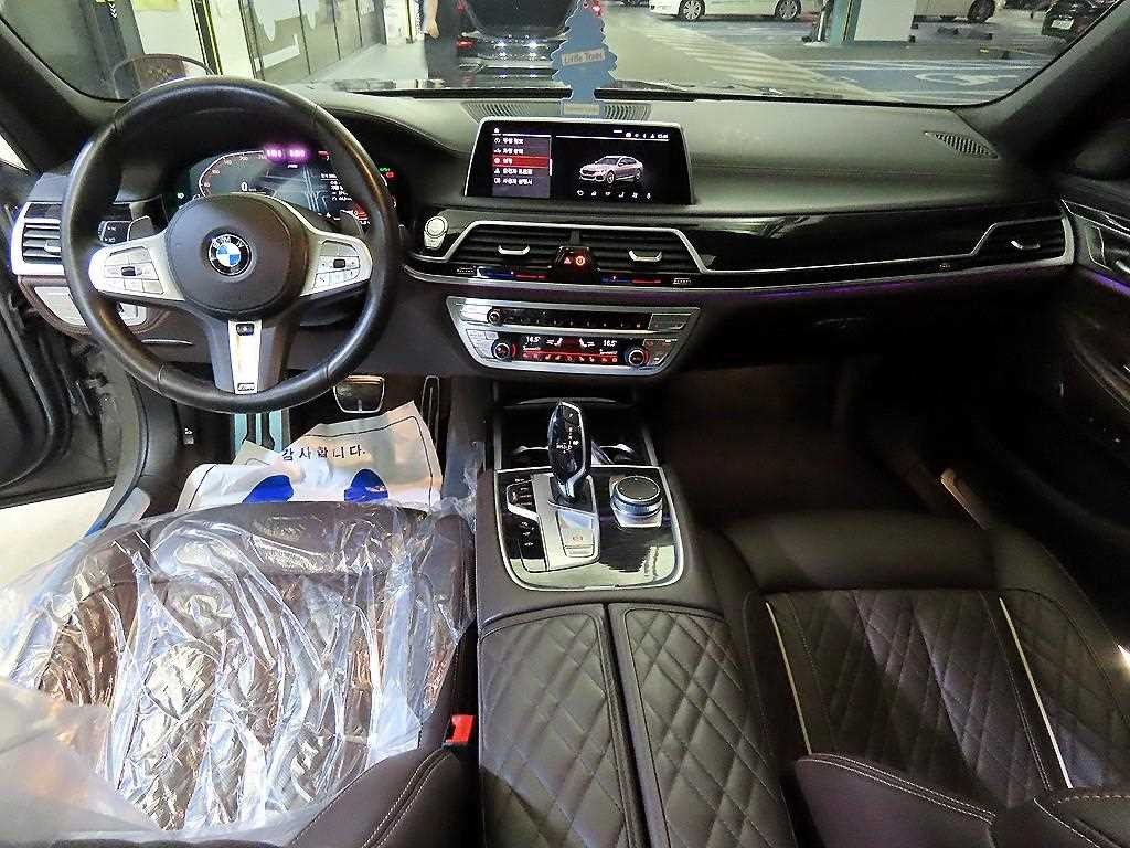 BMW 7시리즈 7시리즈 (G11) 740Li xDrive M SPORT 스포츠 이미지 10