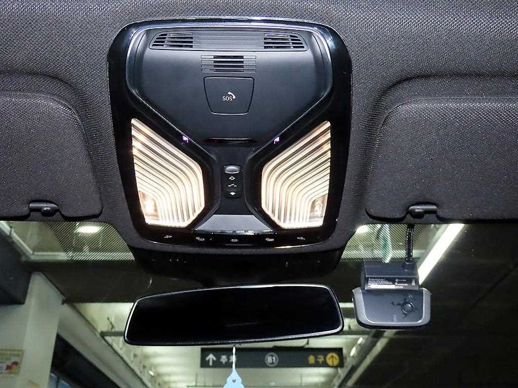 BMW 7시리즈 7시리즈 (G11) 740Li xDrive M SPORT 스포츠 이미지 14
