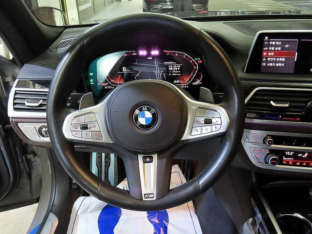 BMW 7시리즈 7시리즈 (G11) 740Li xDrive M SPORT 스포츠 이미지 8