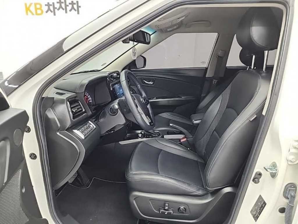 KG모빌리티(쌍용) 티볼리 베리 뉴 티볼리 2WD 가솔린 1.5 V3 이미지 11