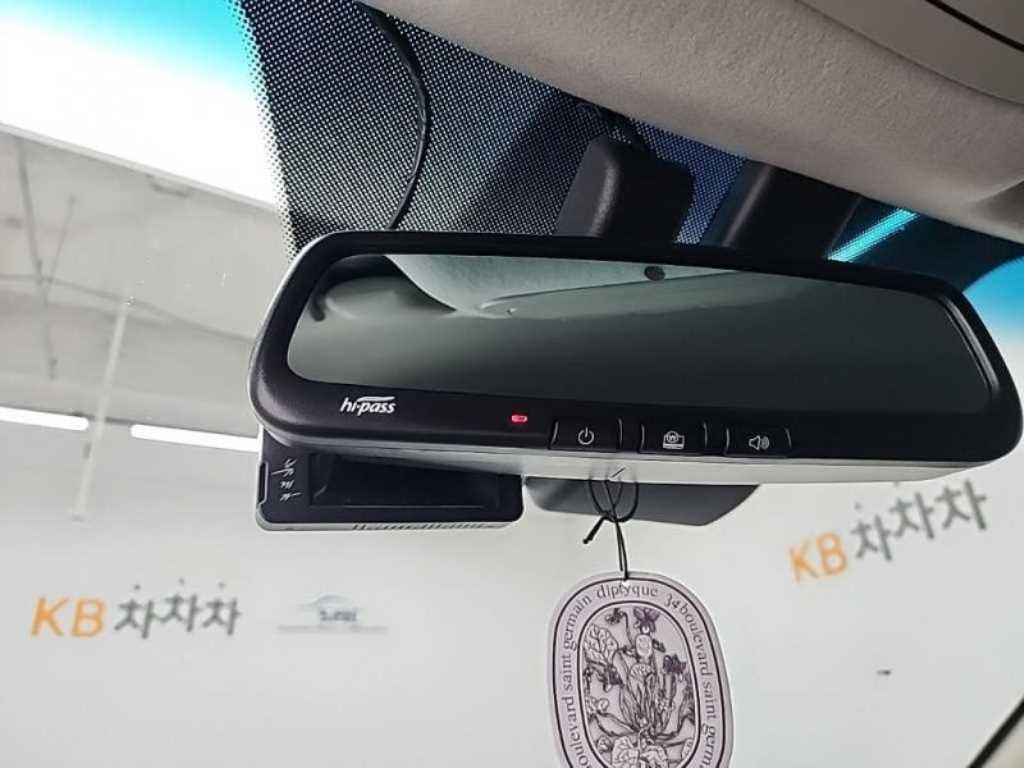 KG모빌리티(쌍용) 티볼리 베리 뉴 티볼리 2WD 가솔린 1.5 V3 이미지 16