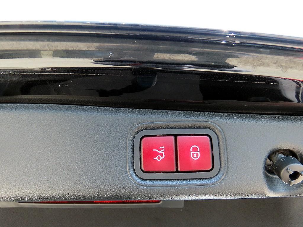 벤츠 E 클래스 E-클래스 W213 E300 4MATIC 익스클루시브 이미지 15