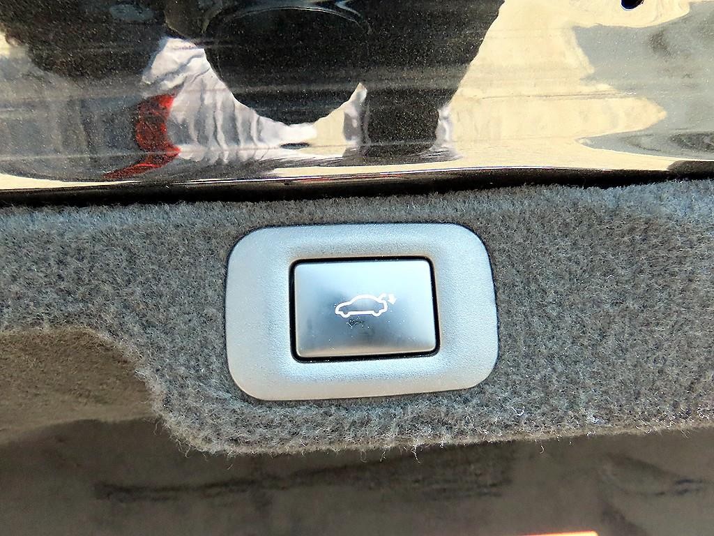 렉서스 LS LS500h 3.5 럭셔리 이미지 17