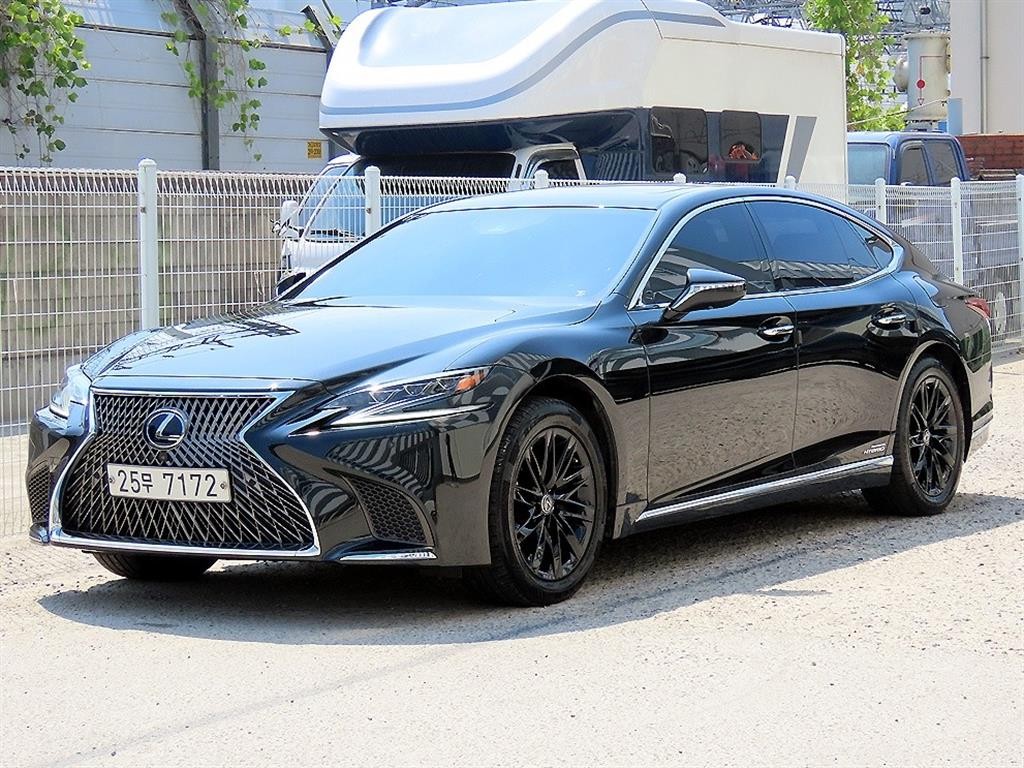 렉서스 LS LS500h 3.5 럭셔리 이미지 2