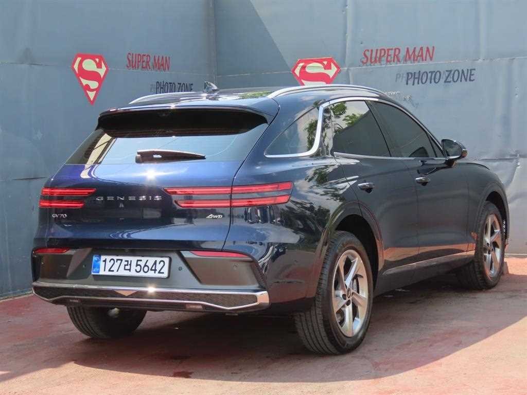 제네시스 GV70 2.5T 가솔린 AWD 기본형 이미지 3