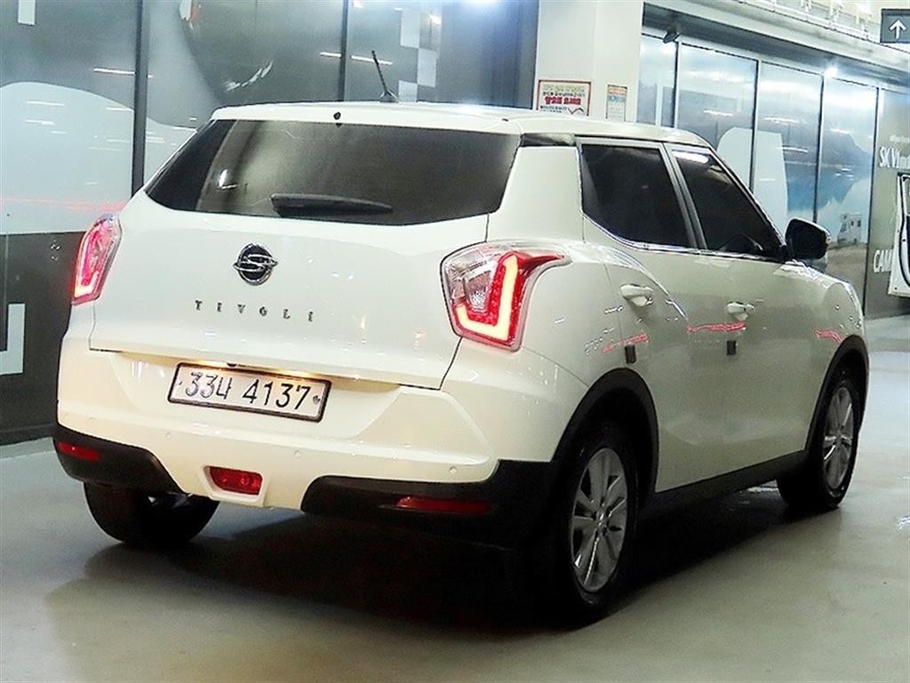 KG모빌리티(쌍용) 티볼리 티볼리 아머 2WD 가솔린 VX 이미지 4